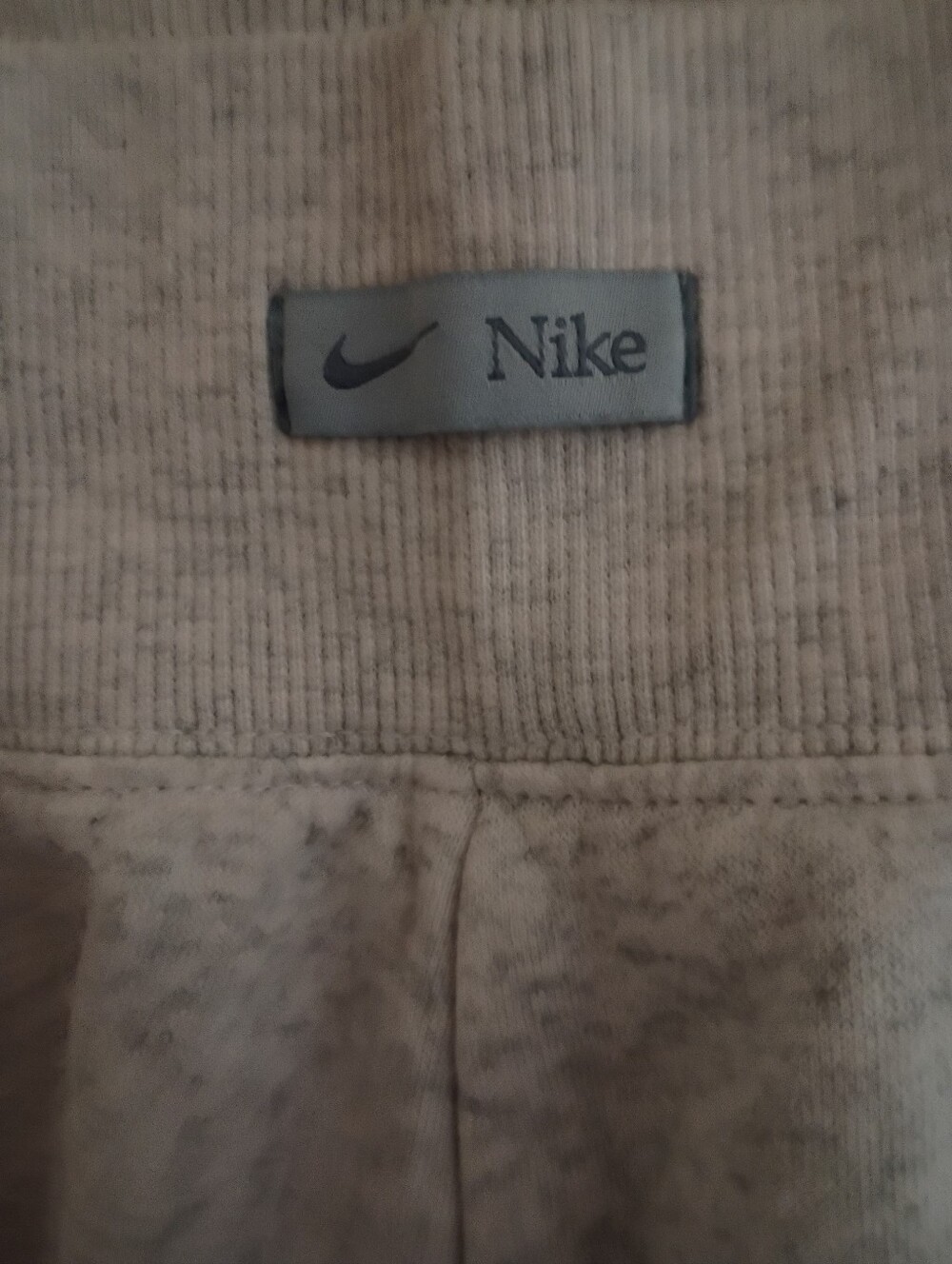 NIKE Athletic Shorts - Picture 2 of 4
